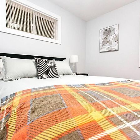 Esquimalt Lagoon Life Appartement Victoria Buitenkant foto