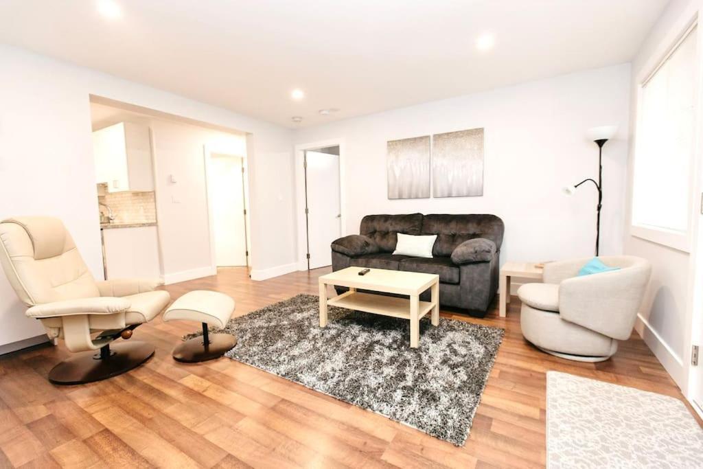 Esquimalt Lagoon Life Appartement Victoria Buitenkant foto