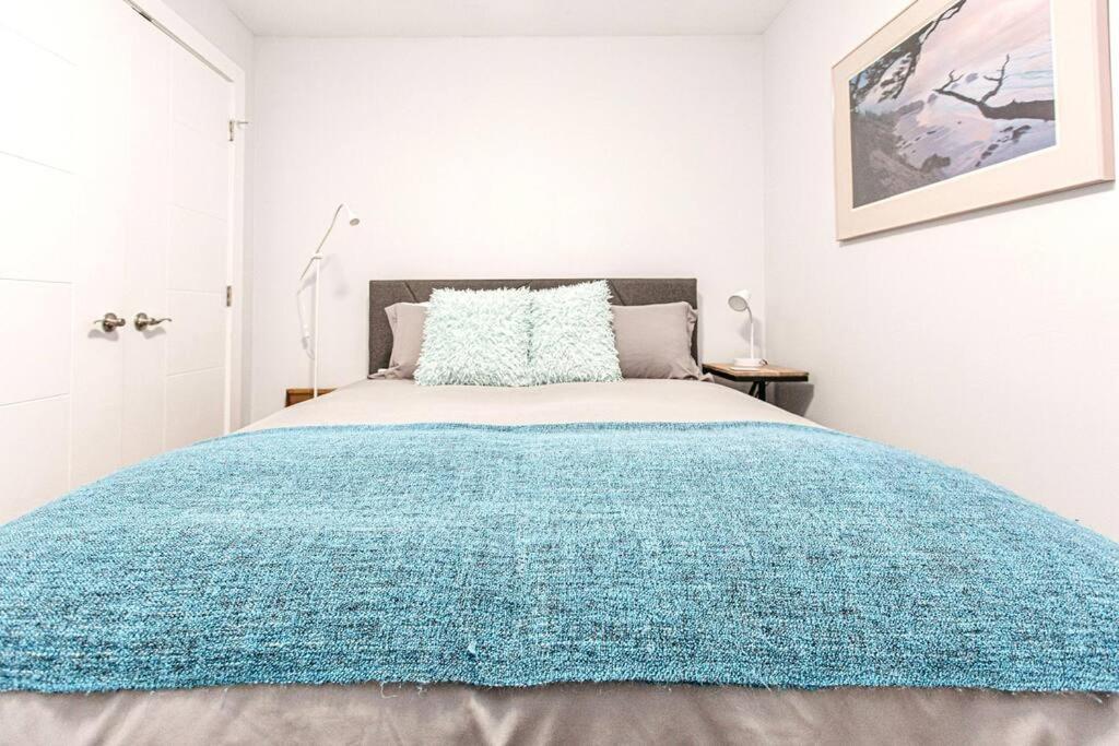 Esquimalt Lagoon Life Appartement Victoria Buitenkant foto